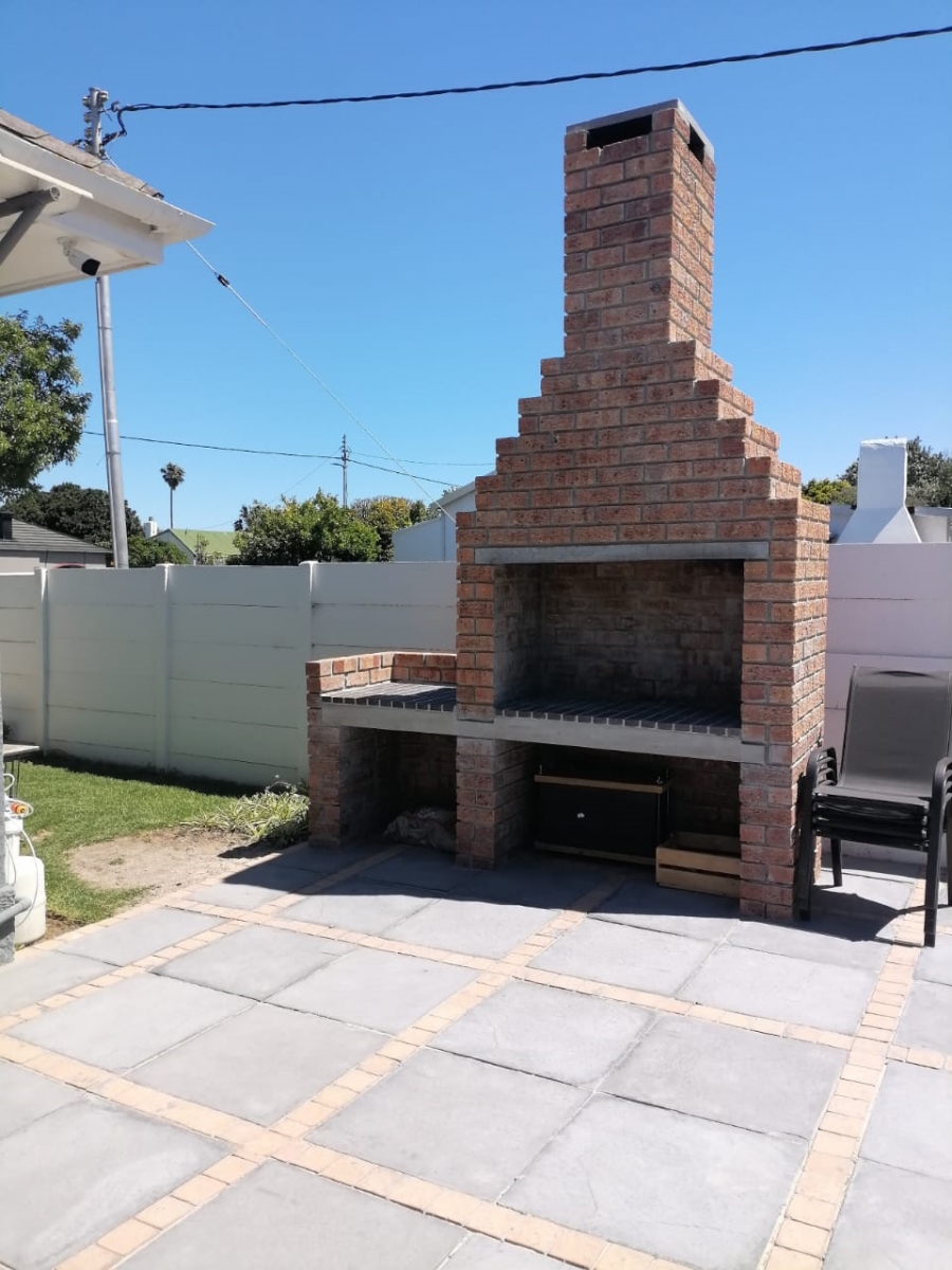 To Let 3 Bedroom Property for Rent in Van Der Stel Western Cape